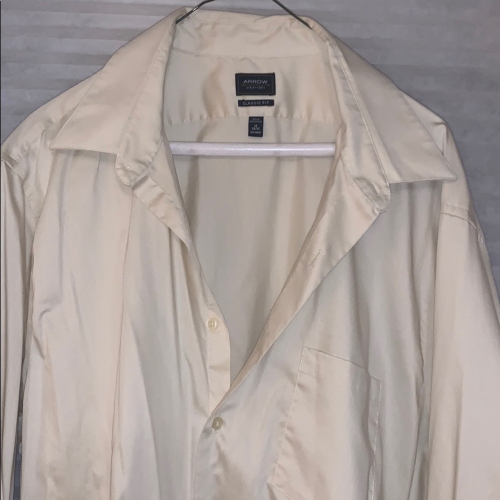 Men’s dress shirt